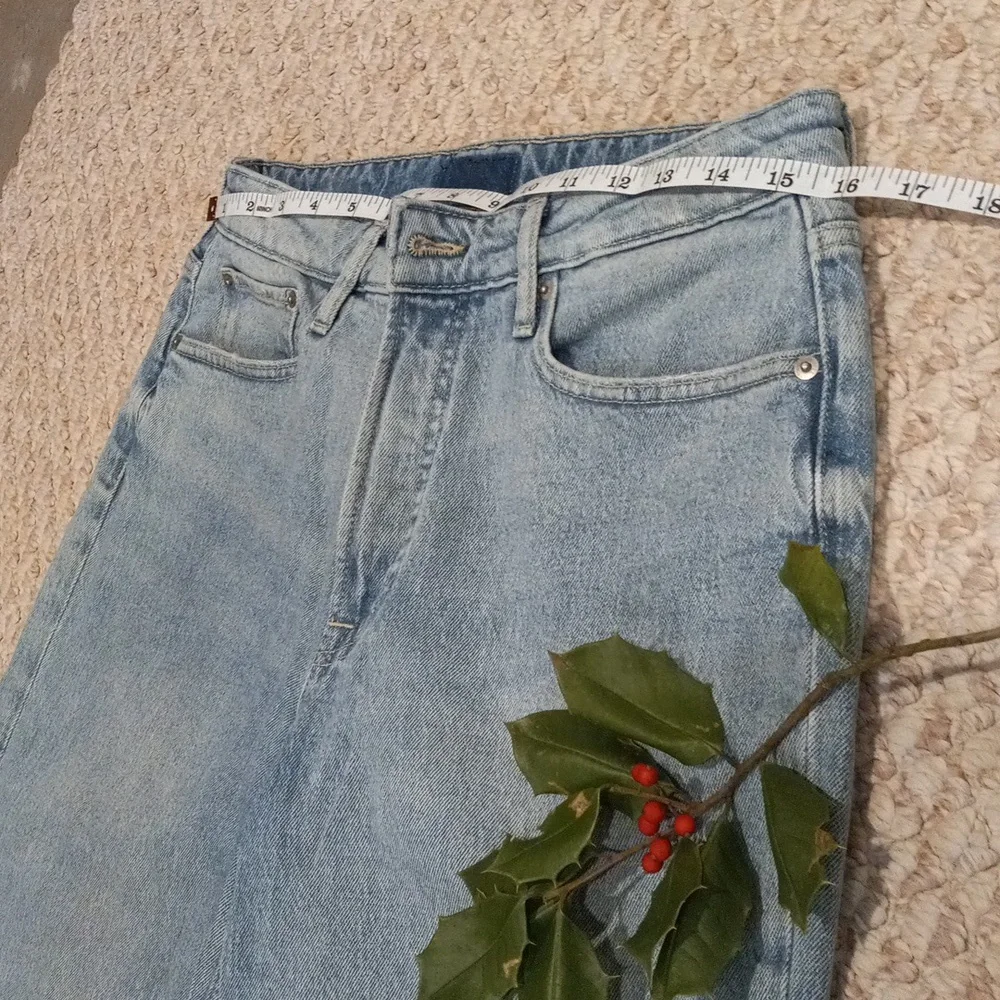 Women 8 Free Assembly Vintage Straight Leg Jeans Faded Blue Y2K Denim